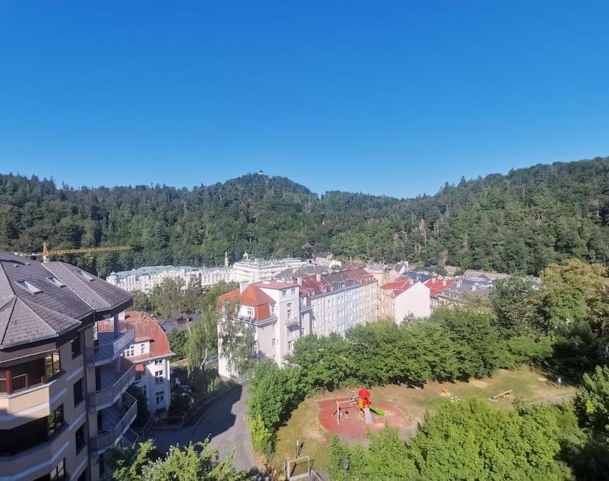 Apartament Ubytovani Ester - Utulny Byt V Lazenskem Centru Karlovych Varu Se Zahradkou Karlowe Wary Zewnętrze zdjęcie